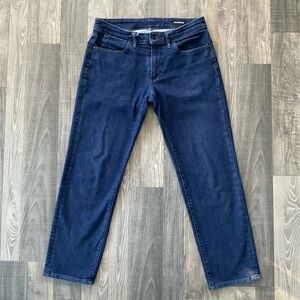 30x28 Bonobos Straight Fit Jeans 
Style # B1051
Stretch
Blue